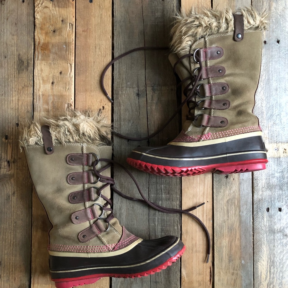 Sorel Joan of Arctic Boots 9